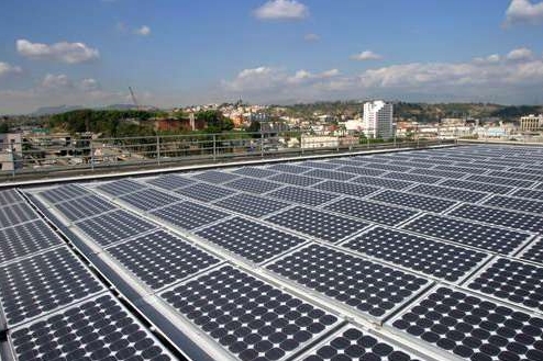 Is set to shed 100 jobs at its solar