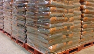 ENPlus A1 wood pellets from factory $180