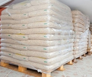 Italian company requires white wood pellets $0