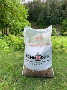 100% white pine EN Plus A1 pellets for sale $170