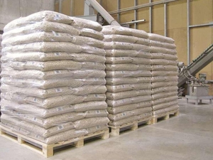 ENPLUS A1 Wood Pellets 975kg Pallets And 15kg Bags $100