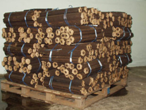 We can supply wood sawdust Briquette with favorable price $0