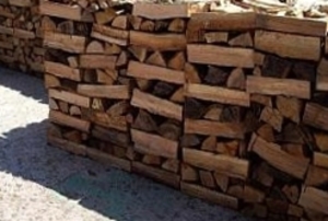 Sell natural oak firewood $0