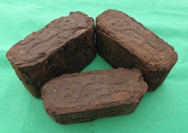Briquette of peat